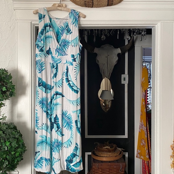 Charter Club Sleeveless Maxi dress with Tropical Palm Print - Picture 2 of 10